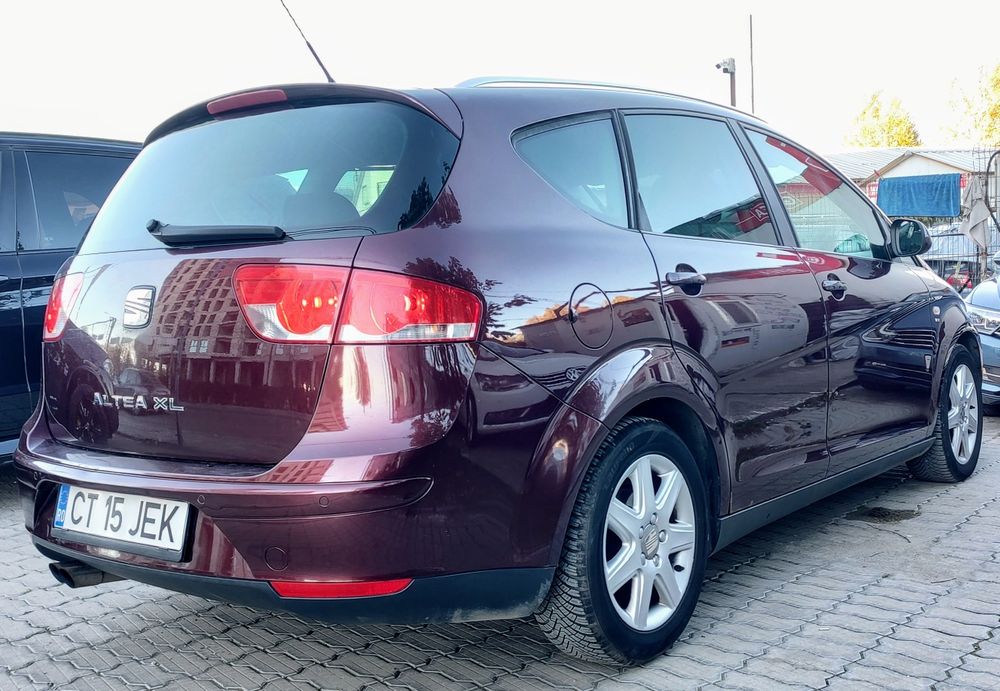 Seat Altea XL, cutie AUTOMATĂ, in RATE fără AVANS