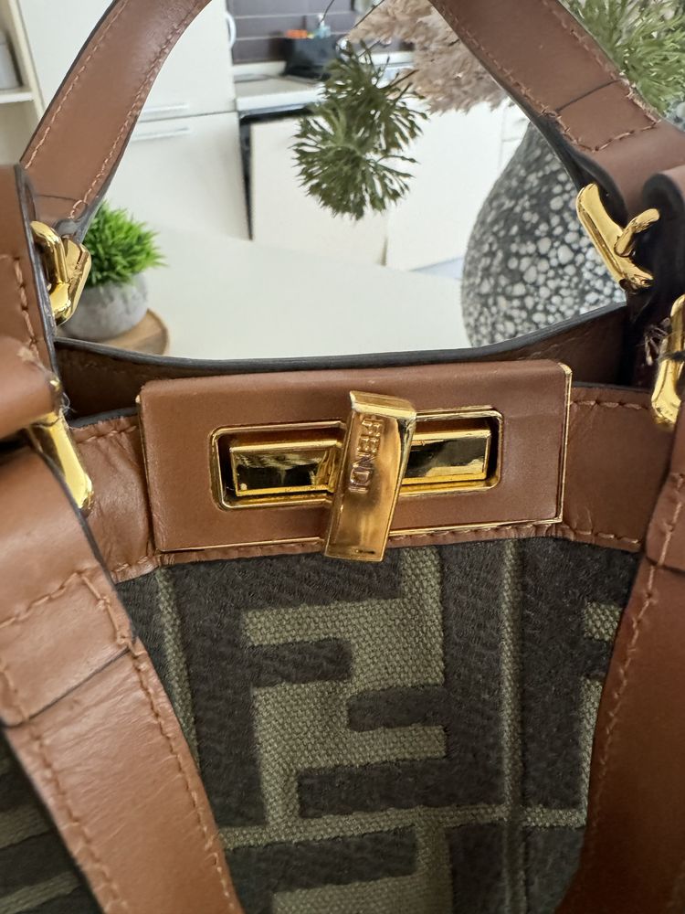 Чанта Fendi