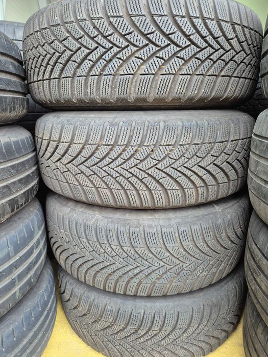 4 Anvelope de IARNA - 205/55/16 - Semperit - CA UNELE NOI - DOT 3424