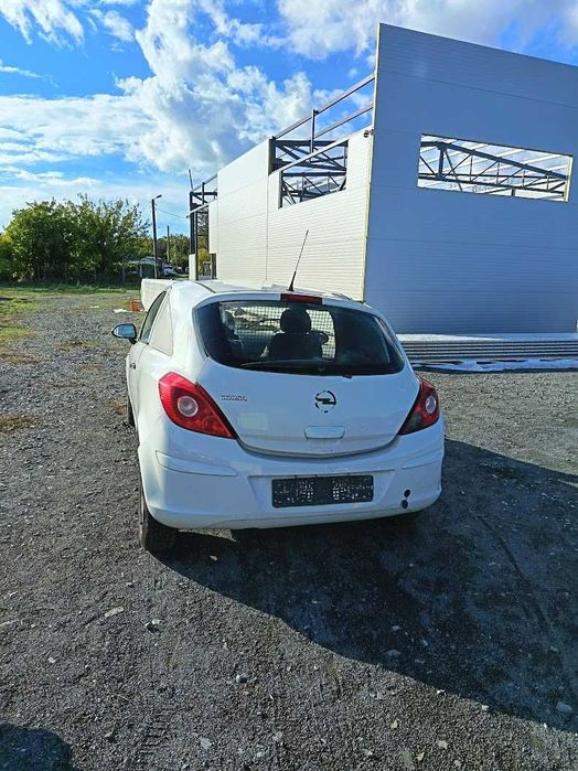 Opel Corsa D 1.2 a12xer 2012г. фейслифт на части/Опел Корса Д на части