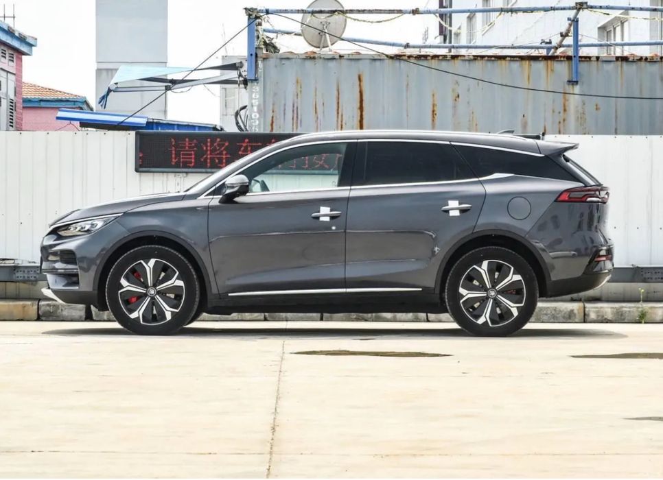 BYD Tang Full 730km, 6 местная