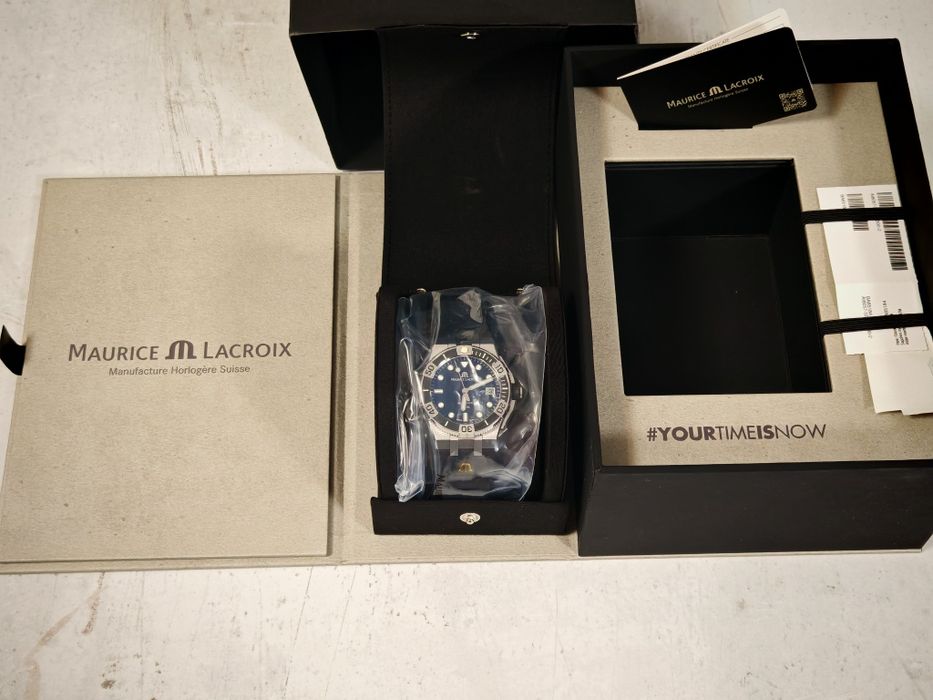 Maurice Lacroix Aikon venturer AI6057-SSL20-330-2