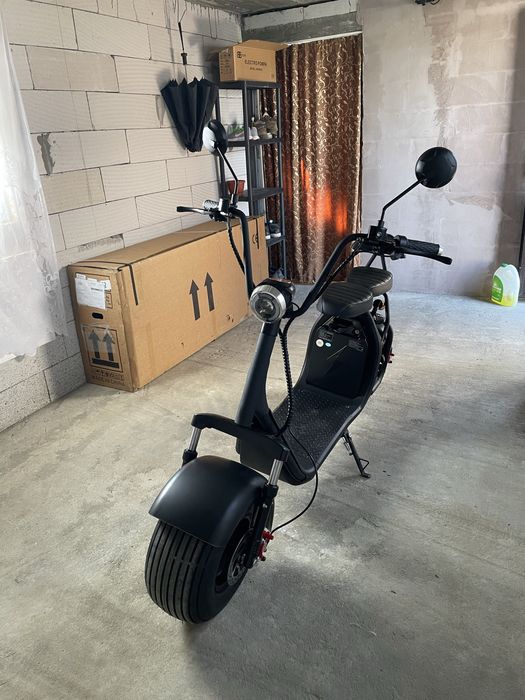 Vand[Scuter elctric harley]