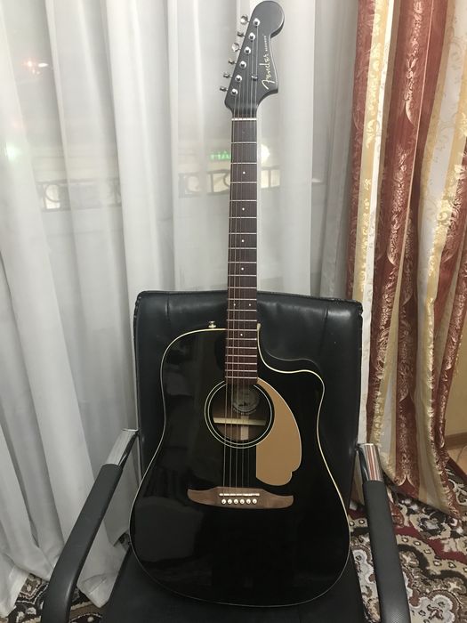 Продам электроакустическую гитару Fender Redondo!!!