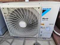 Vand sisteme de aer conditionat profesionale DAIKIN  coloana si caseta