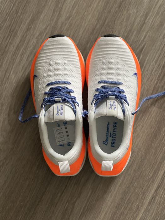 Adidasi nike infinityrn