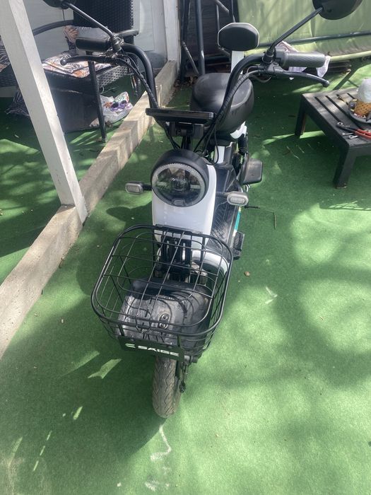 Scuter electric