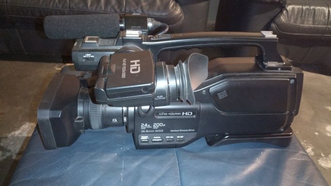 Camera video sony HXR MC-2500 profesional