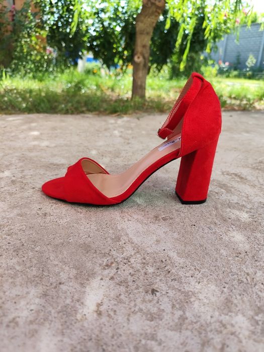 Sandale din catifea Nr 40