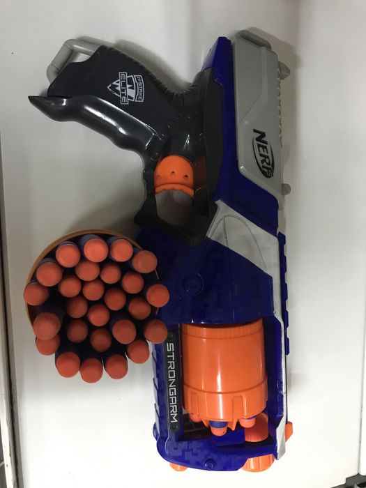 Продам игрушки для мальчиков