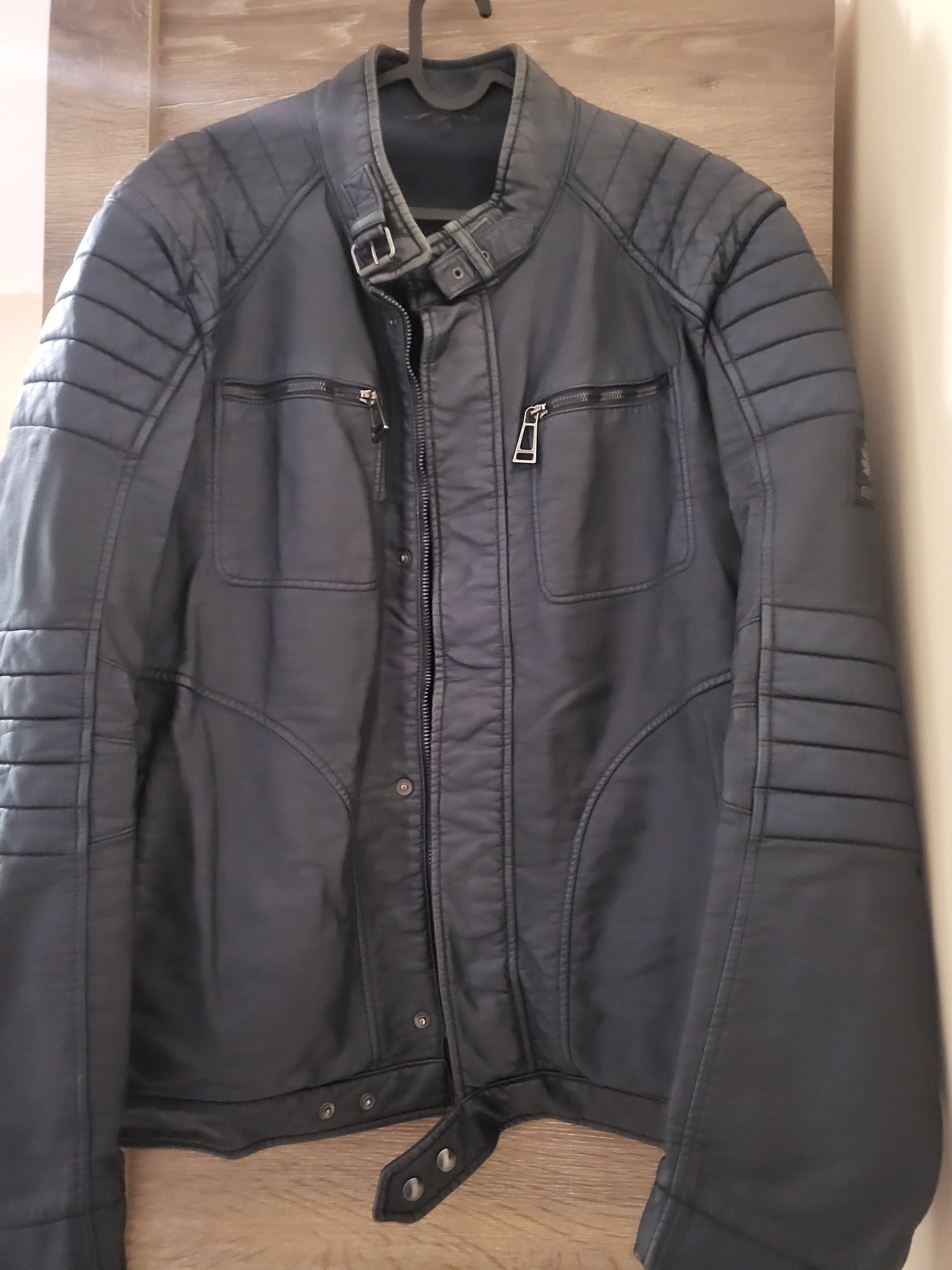 Мъжко кожено яке BELSTAFF