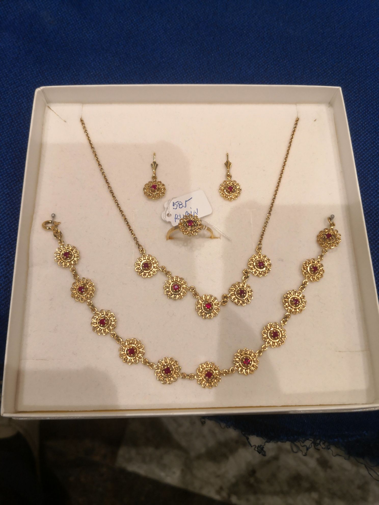 Vind set de aur 14kt cu rubine