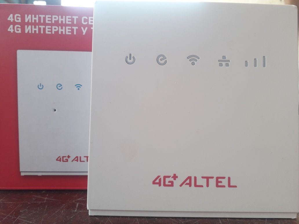 В продаже Роутер
