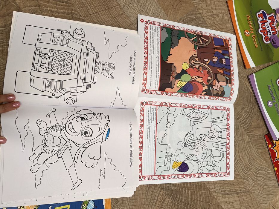 Lot carti prescolari si creioane cerate