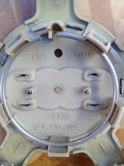 Капачки за джанти Ауди Audi тип ЗВЕЗДИ OEM 4F0 601 165N