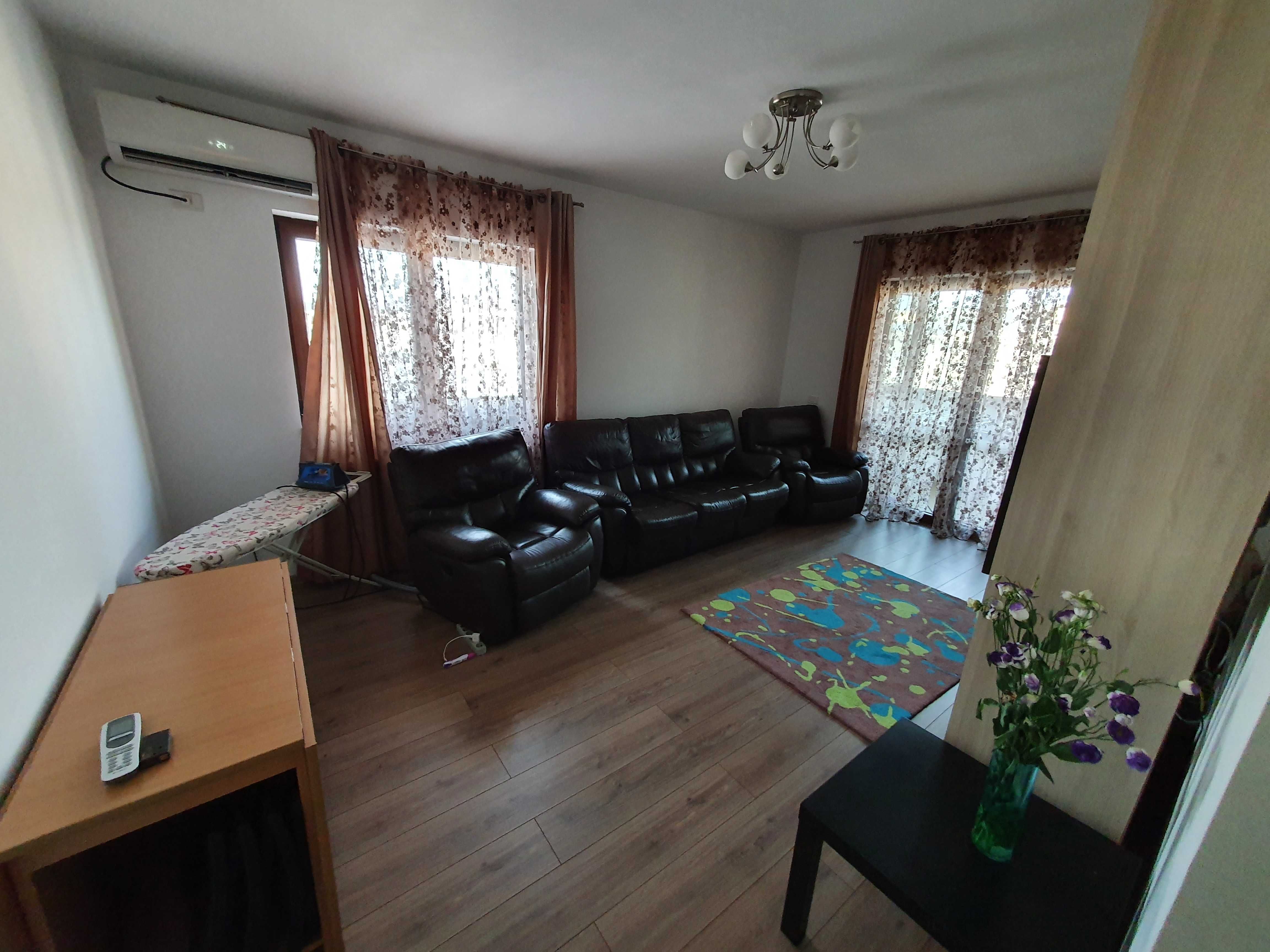 Inchiriez apartament 3 camere in Bd Metalurgiei , Brown Residence