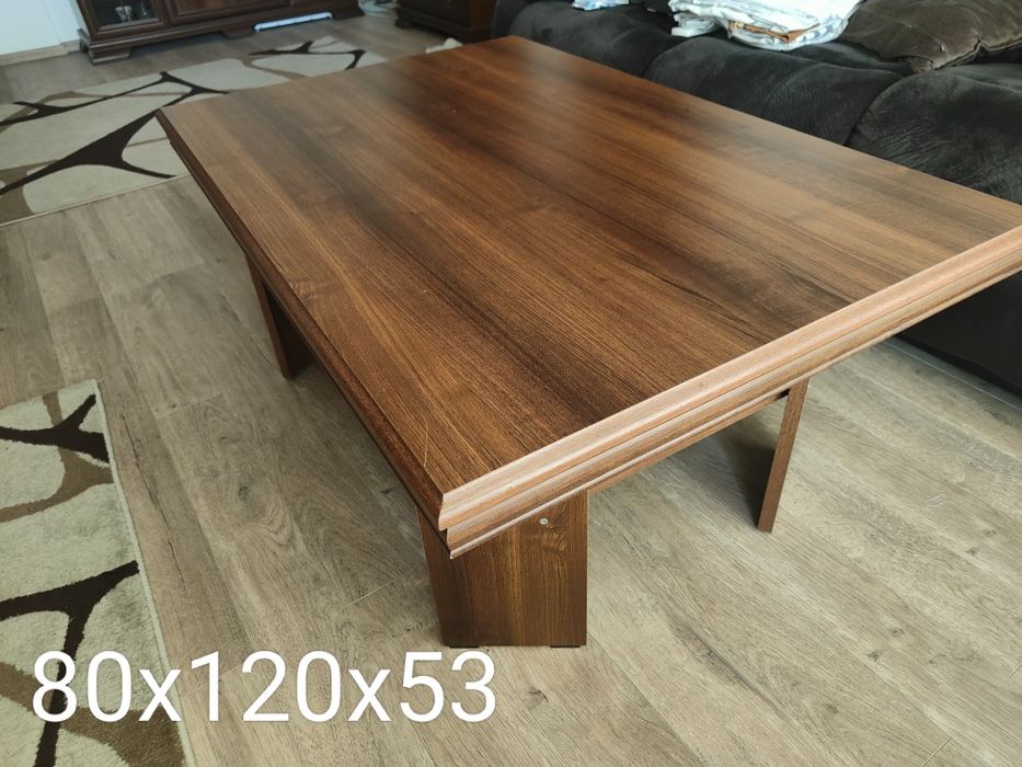 Mobilier living in stare buna