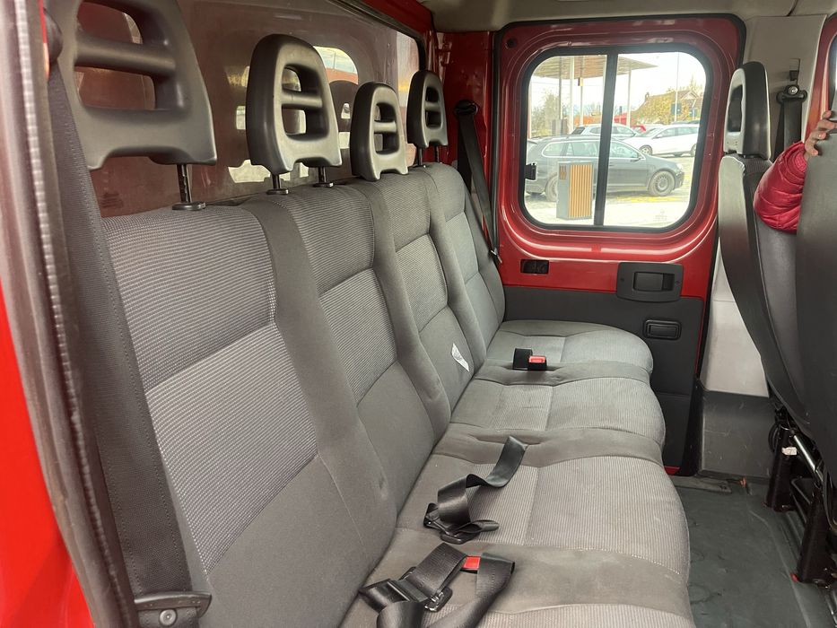 Peugeot boxer 7 locuri
