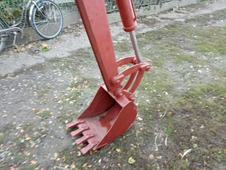 Brat retroescavator cu prindere in 3 puncte pentru tractor NOU