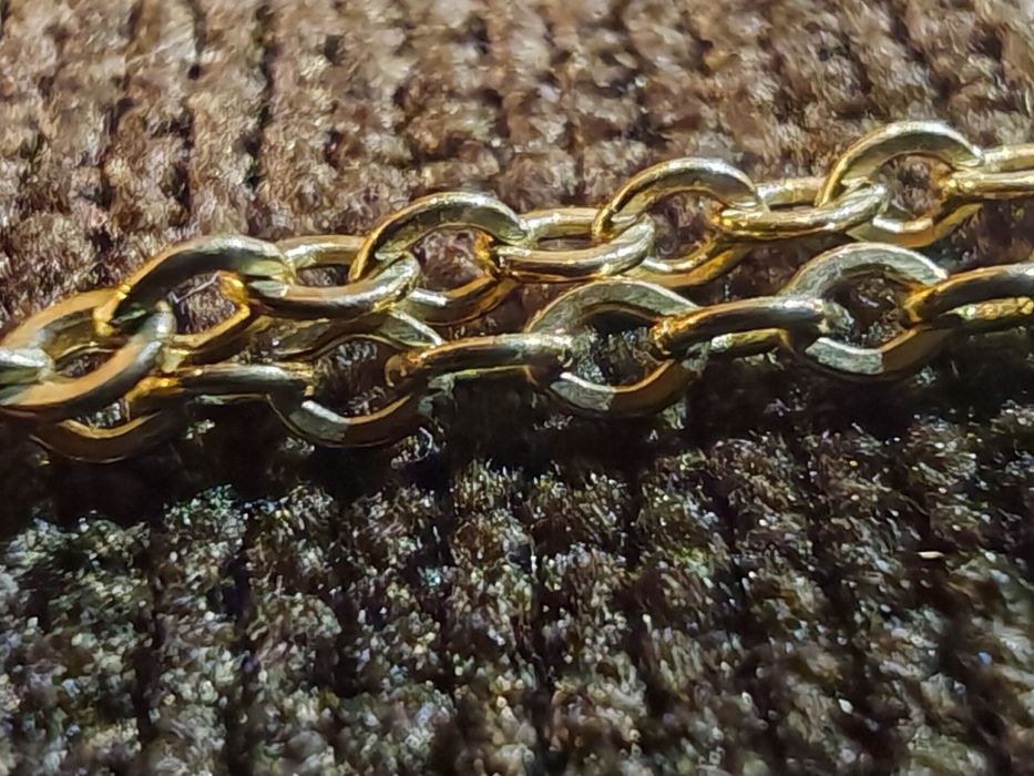 Продавам златни накети