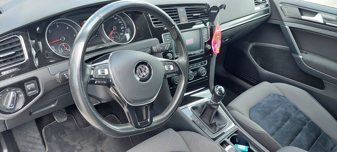 Volkswagen Golf 7 1.6