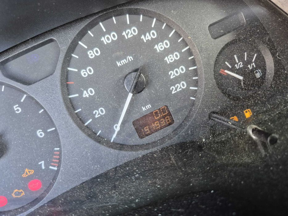 Zafira A 1.6 benzină + CNG pentru dezmembrări