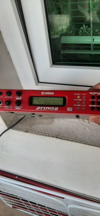 Yamaha DTXPRESS 2 барабанен модул