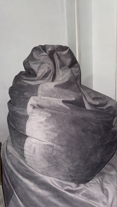 Продам пуфики в отличном состояние за 20000