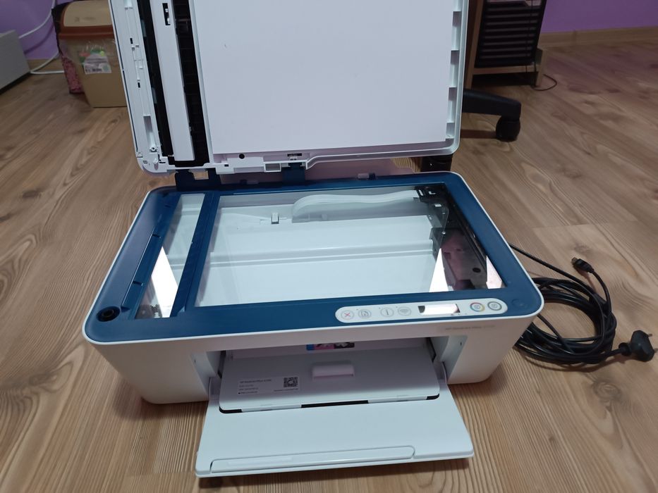 Принтер Deskjet Plus 4130