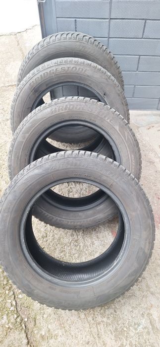 зимни гуми 215 60 R16  Bridgestone Blizzak 4 бр. 5 мм грайфер