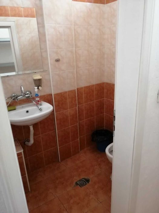 Търговско помещение под наем до м-н Боруй