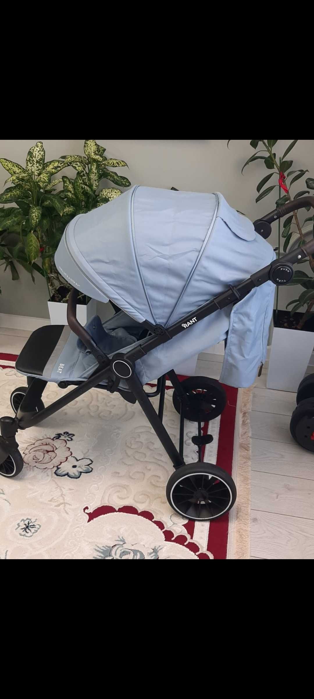 Коляска прогулочная