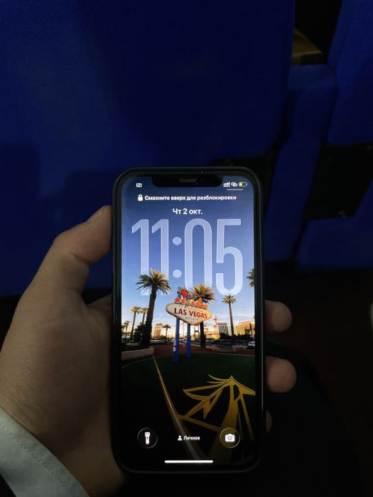 Продам iphone 12 срочна