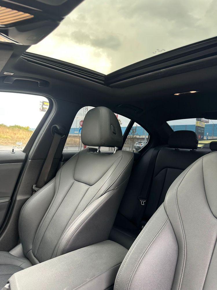 BMW 330 BMW 330i * xDrive * M-Pack