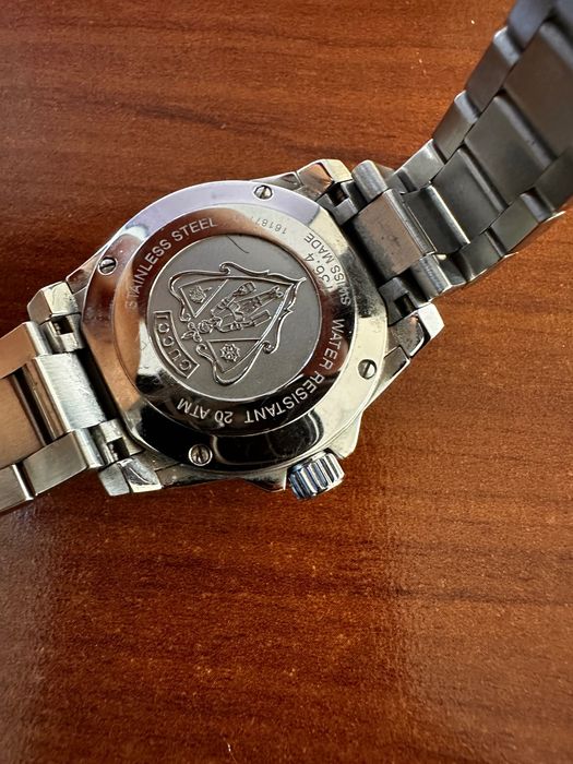 Ceas Gucci Dive 200 m