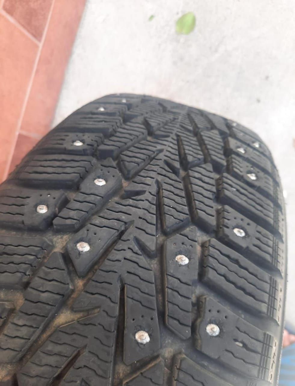 Автошины зимние в отличном состоянии