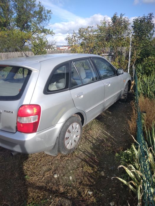 Dezmembrez Mazda 323f