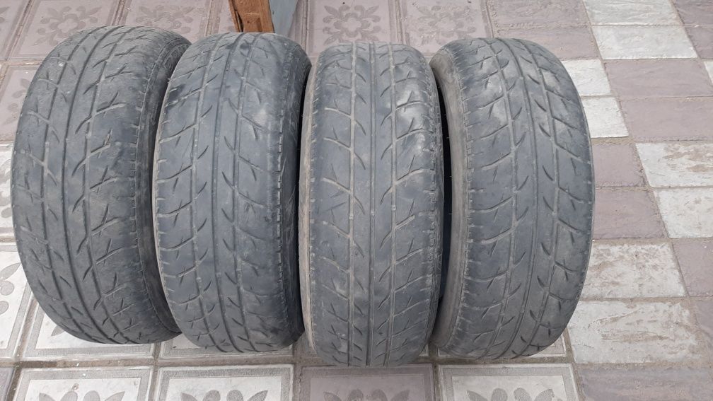 Продам шины R 15