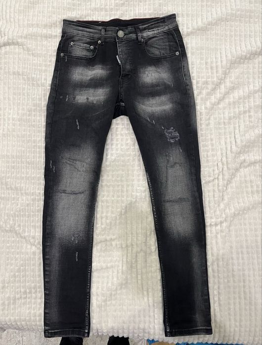 Дънки на Dsquared2