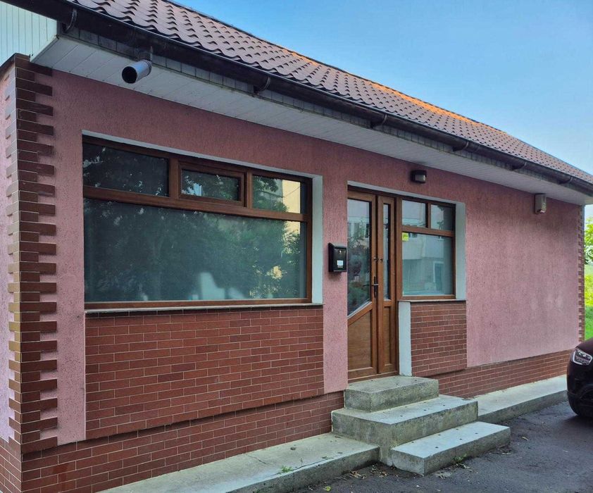 Spatiu  Comercial/birouri