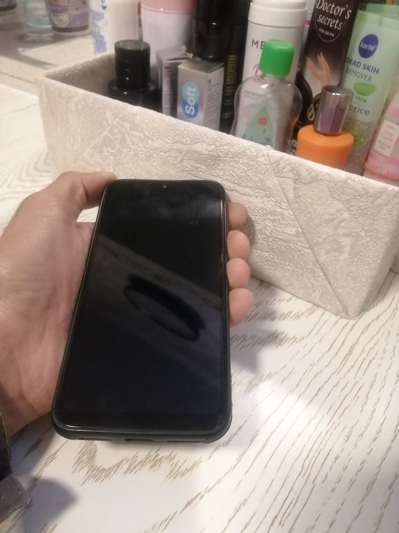 Redmi 7 telefon sotiladi