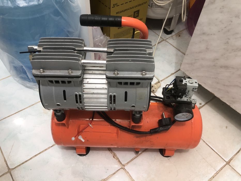 Компрессор сатылады