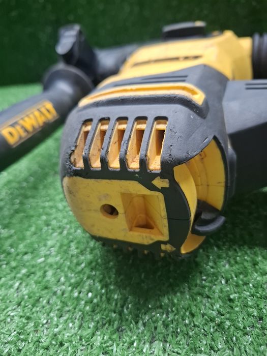 Перфоратор на DeWALT D25333 - GB
