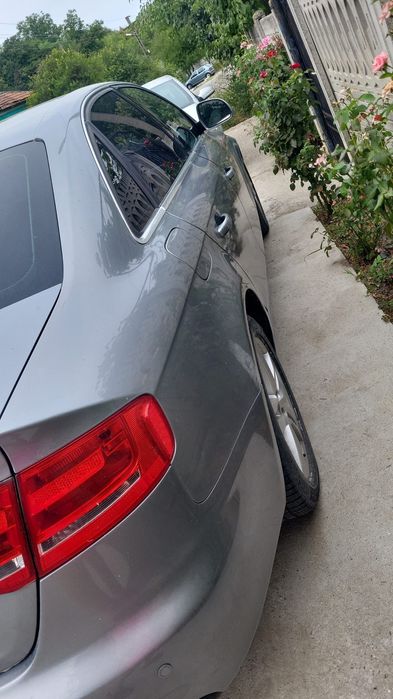 Audi A4B8 2009 luna 10