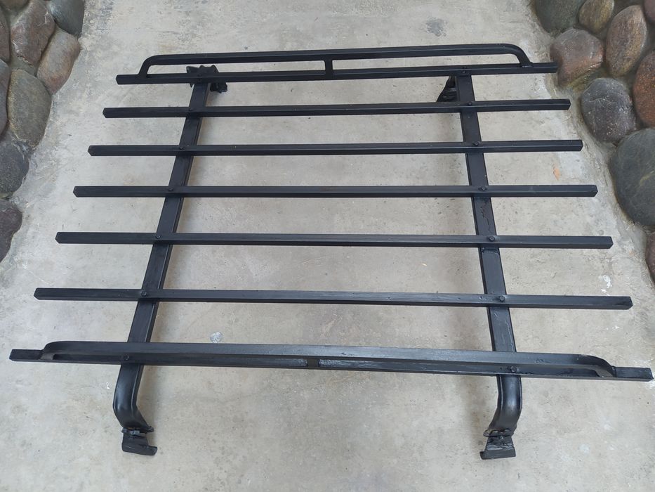 Багажник на машину