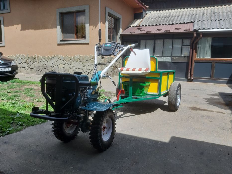 Vând motocultor dkd 7cp cu remorca și volan