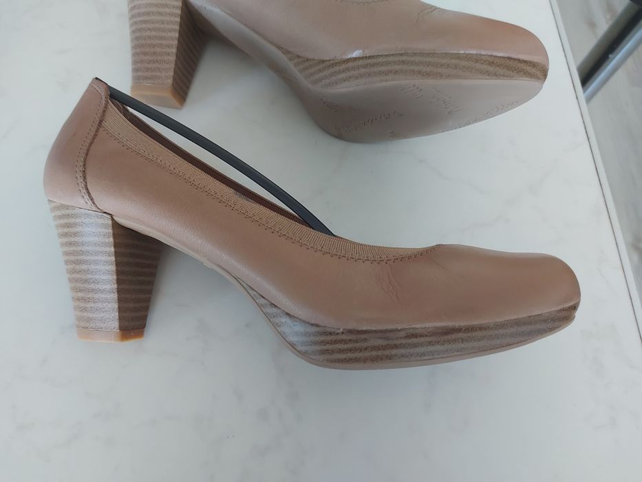 Кожени обувки, нови, 38 номер