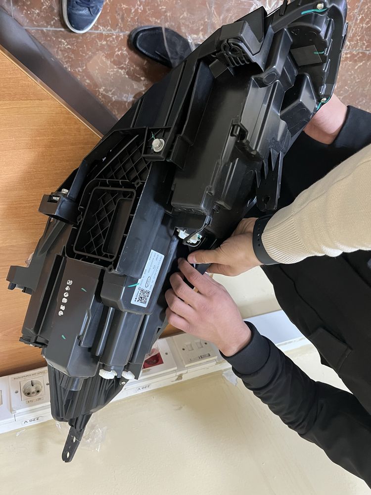 Продается фара Машины Kaiyi X3 Pro правая строна VR