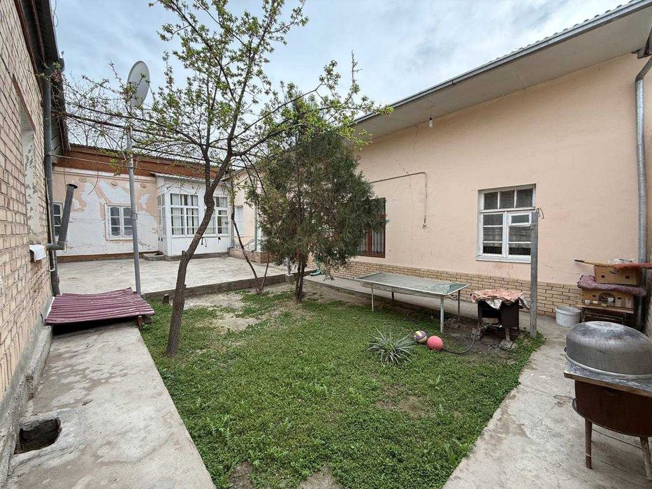 Tayyor 5 sotiqli hovli sotuvga qoyilyapti