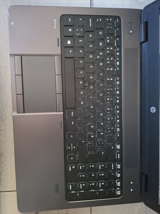 Hp Zbook 15 G2-i7 4810MQ/32гб/250гб ссд+ 1TB/Nvidia K2100M-2гб